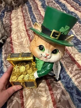 Green Leprechaun Cat Treasure Figurine - St. Patrick's Day Decor
